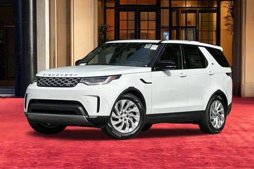 Fuji White 2026 Land Rover Discovery S