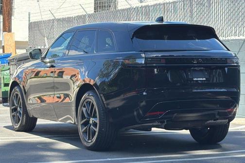 Santorini Black Metallic 2026 Land Rover Range Rover Velar P250 SE R-Dynamic