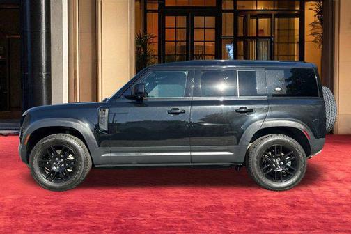 2022 Land Rover Defender 110 S