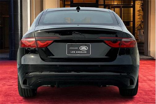 2024 Jaguar XF R-Dynamic SE P250 RWD Automatic