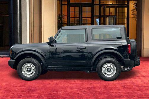 2023 Ford Bronco Base 2 Door 4x4