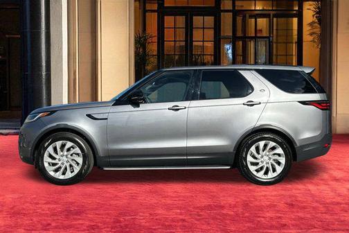 2025 Land Rover Discovery P300 S