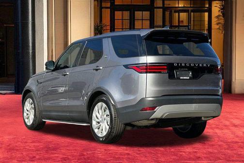 2025 Land Rover Discovery P300 S