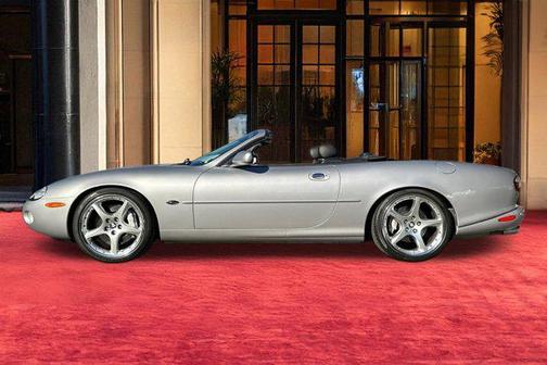 2001 Jaguar XKR Base