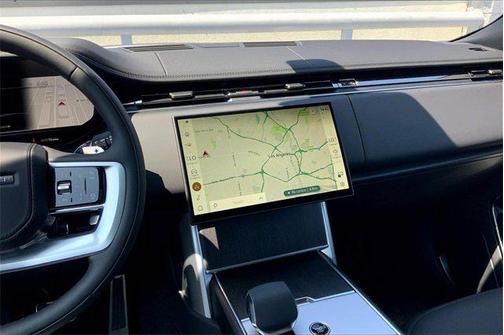 2025 Land Rover Range Rover P530 SE