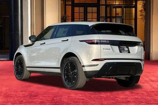 Seoul Pearl Silver Metallic 2026 Land Rover Range Rover Evoque Core S