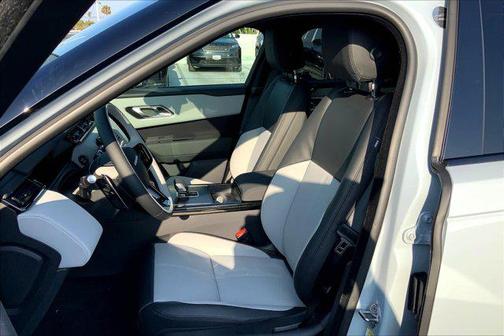 2026 Land Rover Range Rover Velar P400 Dynamic SE