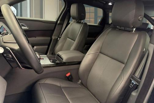 Santorini Black Metallic 2026 Land Rover Range Rover Velar P400 Dynamic SE