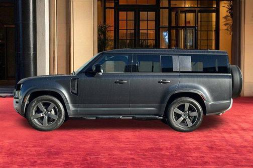 2025 Land Rover Defender 130 P300 S