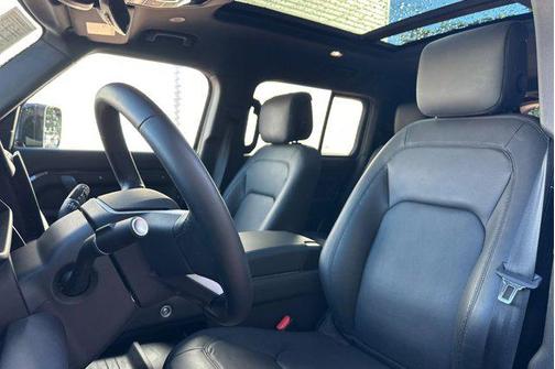 2025 Land Rover Defender 130 P300 S