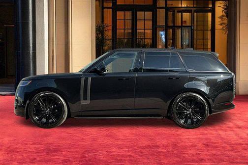 2024 Land Rover Range Rover P550e Autobiography