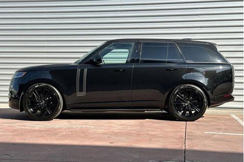 2024 Land Rover Range Rover P550e Autobiography