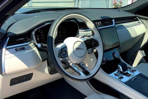Carpathian Gray Premium Metall 2026 Jaguar F-PACE R-Dynamic S P250 AWD Automatic