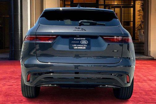 Carpathian Gray Premium Metall 2026 Jaguar F-PACE R-Dynamic S P250 AWD Automatic