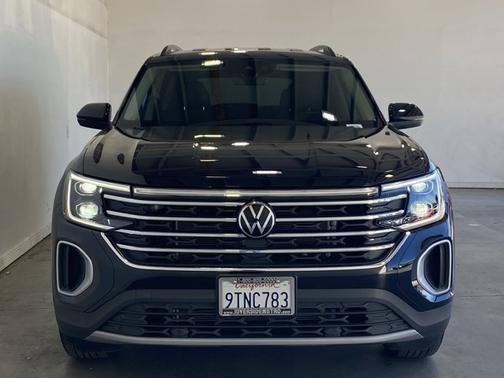 2025 Volkswagen Atlas 2.0T SE