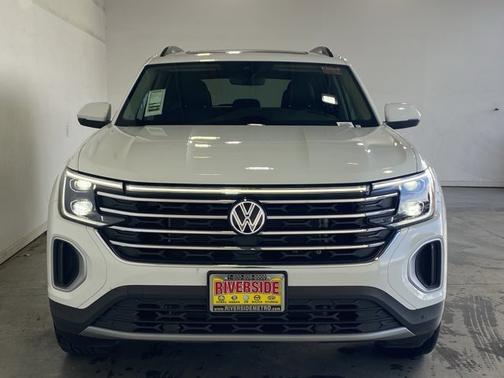 2025 Volkswagen Atlas 2.0T SE
