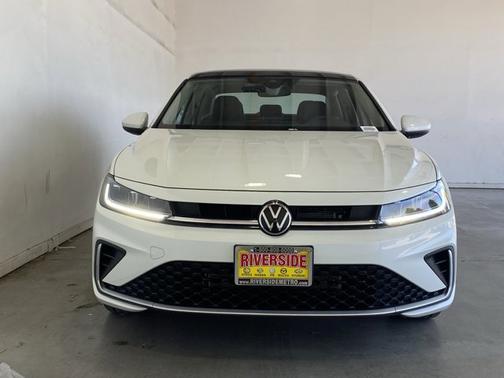 Opal White Pearl 2026 Volkswagen Jetta 1.5T SE
