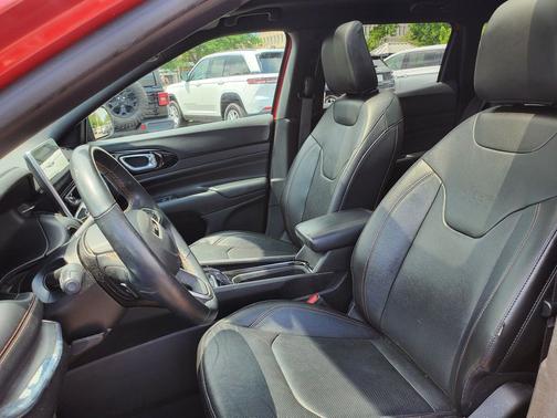 Redline Pearlcoat 2022 Jeep Compass (RED) Edition 4x4