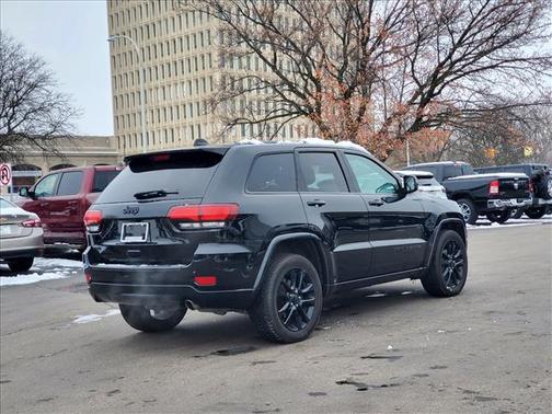 2020 Jeep Grand Cherokee Altitude