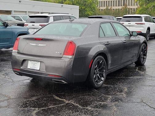 Granite Crystal Metallic Clearcoat 2019 Chrysler 300 S