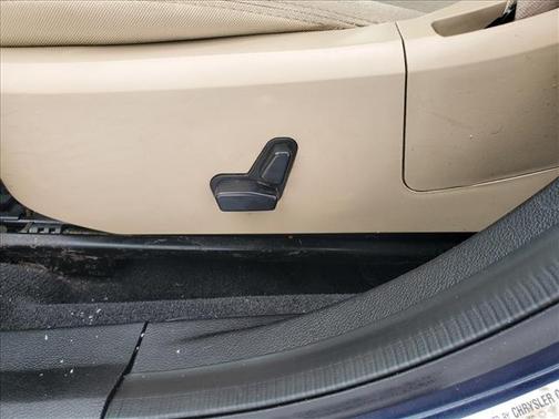 2014 Chrysler 200 LX