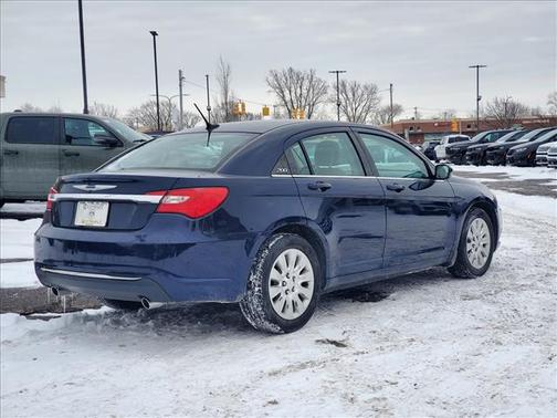 2014 Chrysler 200 LX