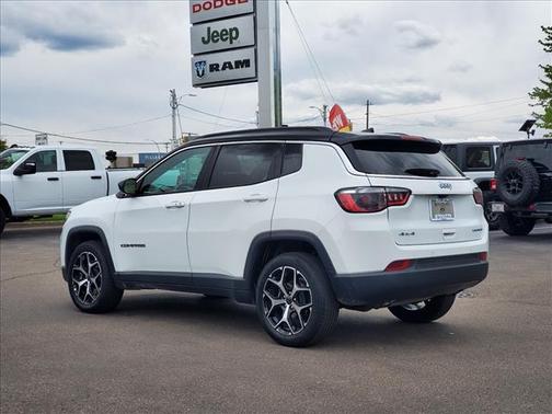 Bright White Clearcoat 2025 Jeep Compass Limited