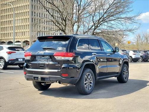 Diamond Black Crystal Pearlcoat 2021 Jeep Grand Cherokee Limited