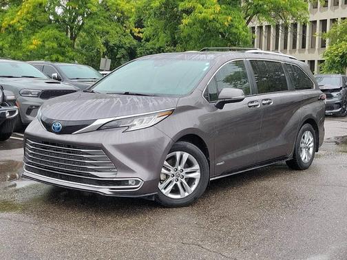 Predawn Gray Mica 2021 Toyota Sienna Limited 7-Passenger