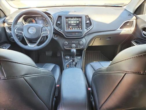 Hydro Blue Pearlcoat 2022 Jeep Cherokee Latitude Lux