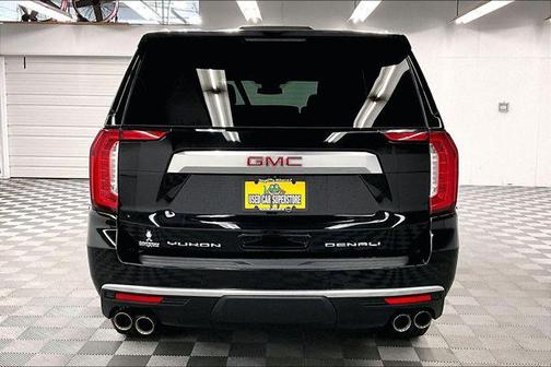 Onyx Black 2024 GMC Yukon XL Denali