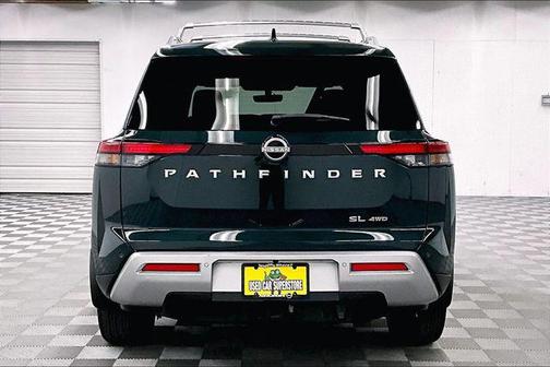 Obsidian Green Pearl 2025 Nissan Pathfinder SL 4WD