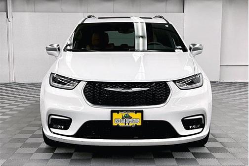 2022 Chrysler Pacifica L