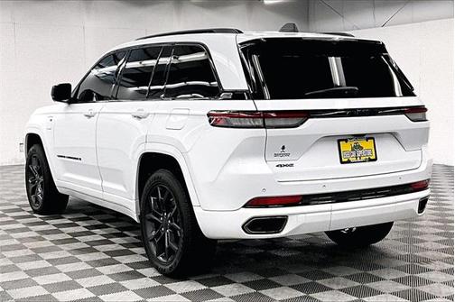 2025 Jeep Grand Cherokee 4xe Anniversary Edition