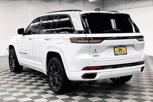 2025 Jeep Grand Cherokee 4xe Anniversary Edition