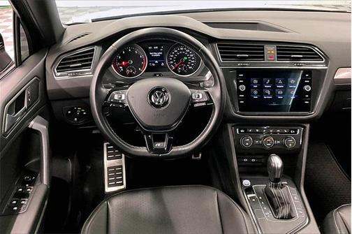 2021 Volkswagen Tiguan 2.0T SE R-Line Black