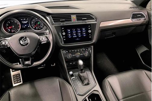 2021 Volkswagen Tiguan 2.0T SE R-Line Black