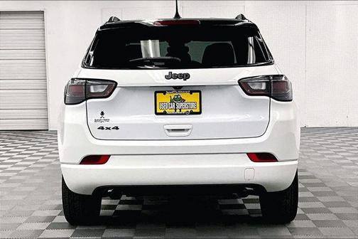 Bright White Clearcoat 2023 Jeep Compass High Altitude
