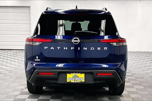 2025 Nissan Pathfinder SV FWD