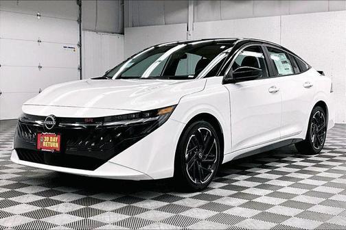 Aspen White/Super Black 2026 Nissan Sentra SR