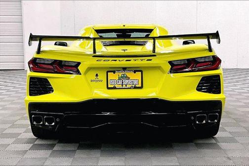 Accelerate Yellow Metallic 2022 Chevrolet Corvette Stingray w/1LT