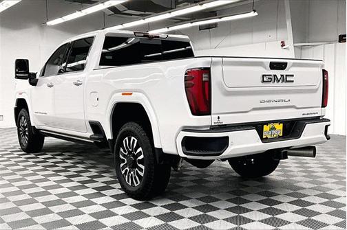 2025 GMC Sierra 3500 Denali