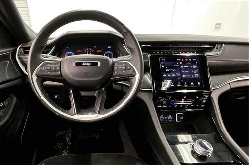 2022 Jeep Grand Cherokee Altitude