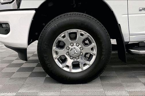 2024 RAM 2500 Laramie Crew Cab 4x4 6'4' Box