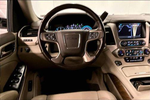 White Frost Tricoat 2020 GMC Yukon Denali