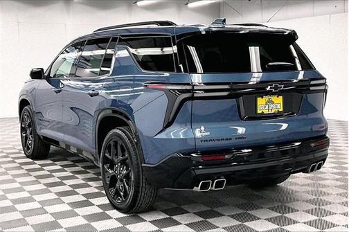2025 Chevrolet Traverse RS