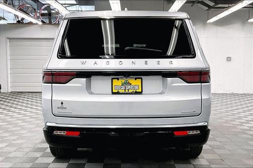 Silver Zynith 2022 Jeep Wagoneer Series II 4x4