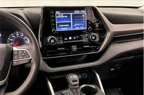 2022 Toyota Highlander L