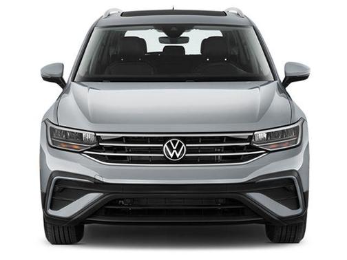Deep Black 2024 Volkswagen Tiguan 2.0T SE R-Line Black 4MOTION
