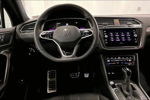 Deep Black 2024 Volkswagen Tiguan 2.0T SE R-Line Black 4MOTION